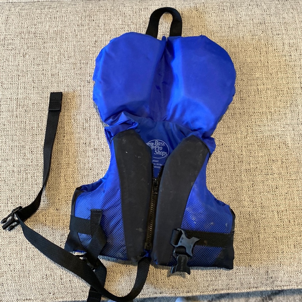 Bass Pro Shops Kids Blue and Black Life Jacket PFD